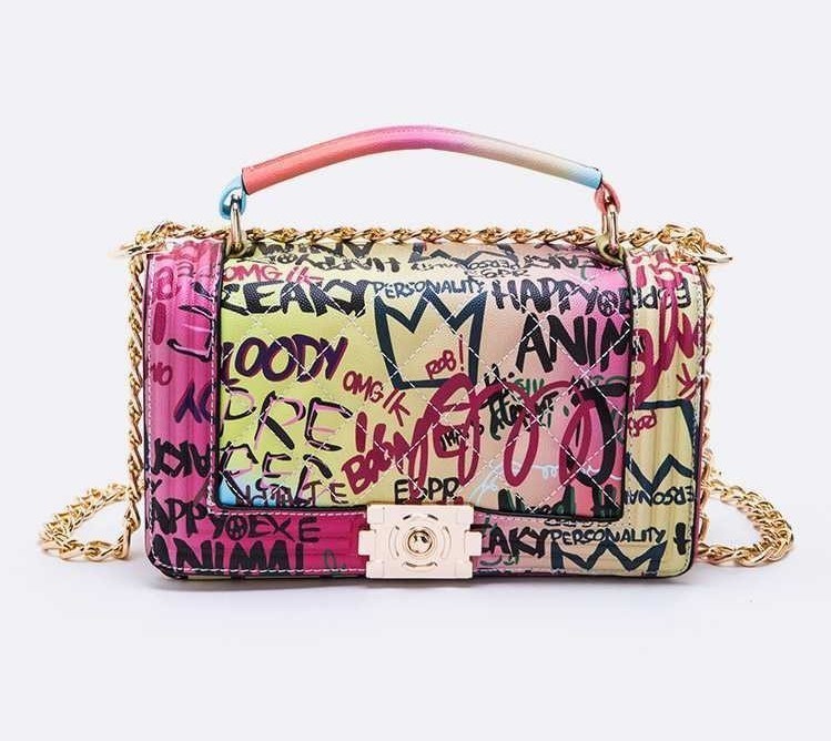 Iconic Graffiti Quilted Shoulder Bag CA-6507 > Graffiti